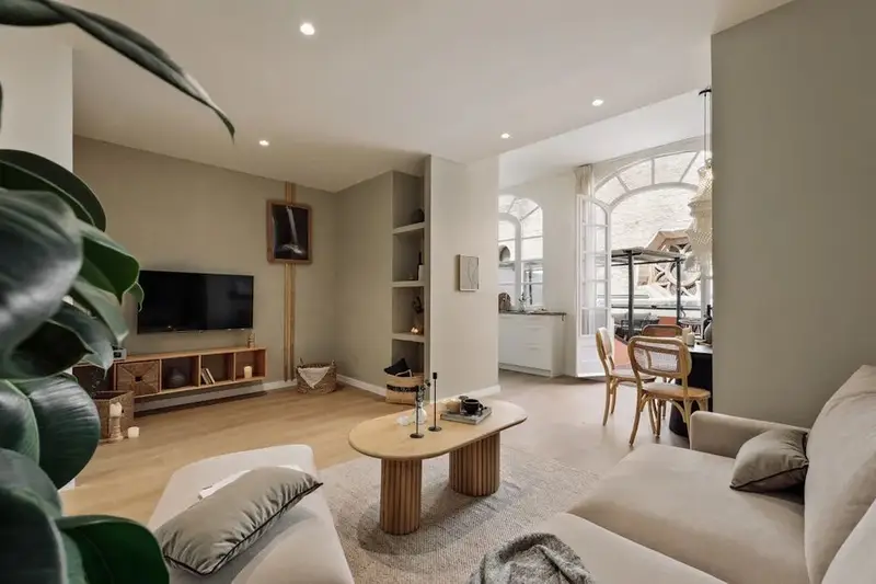 Apartamento en alquiler en Carrer Gran de Gr
ia Barcelona 3 dormitorios 1 ba
o