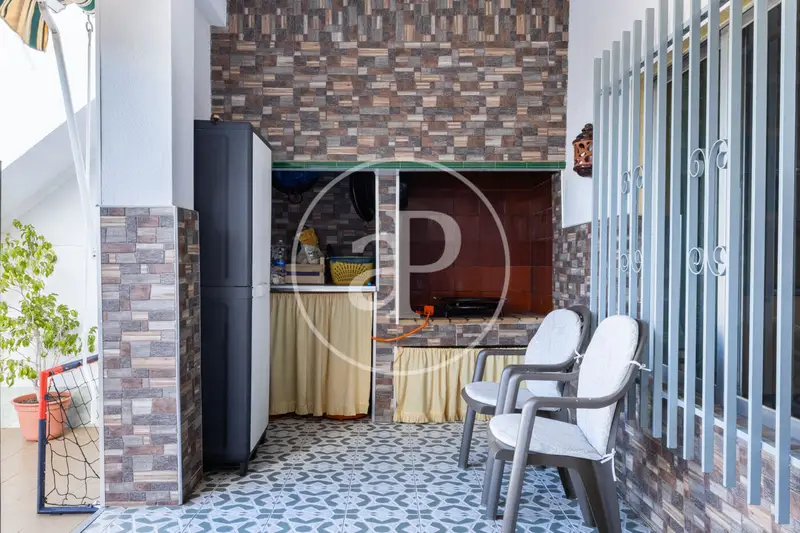 Casa en Venta Pinedo Cerca de Valencia 5 Dormitorios 2 Banos