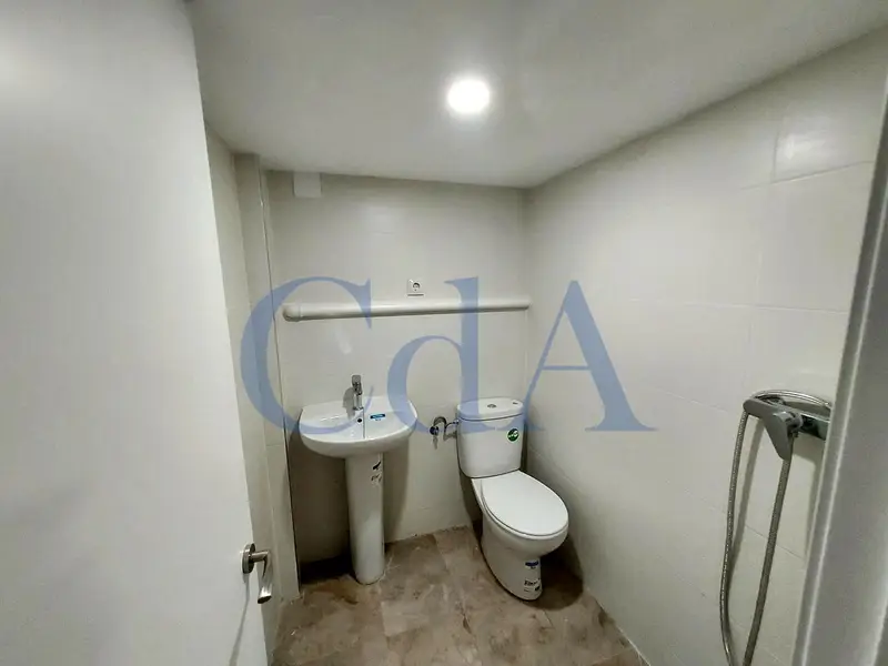 Venta Local Comercial 4 Habitaciones Alicante