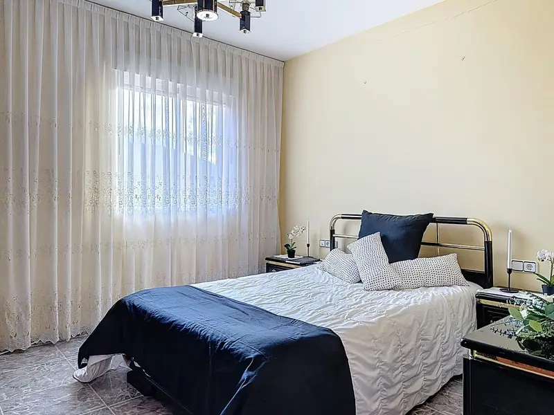 Venta Chalet con Jardin en Urbanizacion Jijona