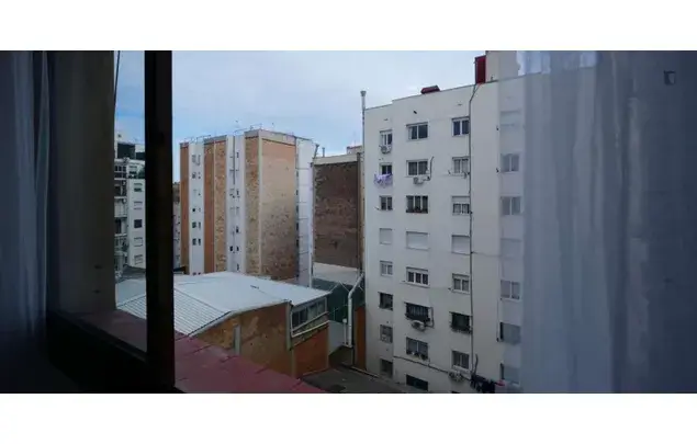 Apartamento 7 Dormitorios Barcelona Guinardo