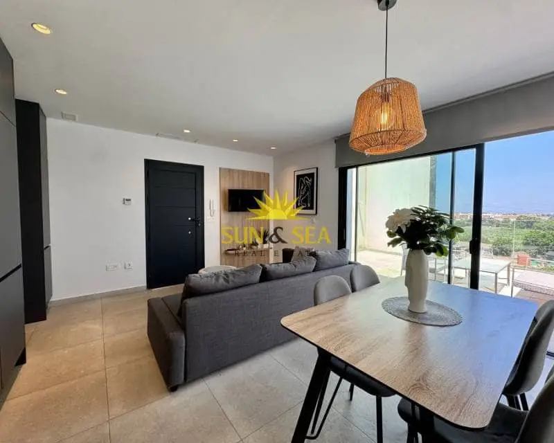 Apartamento en Alquiler Benijófar 70m² 2 Dormitorios Piscina Mascotas