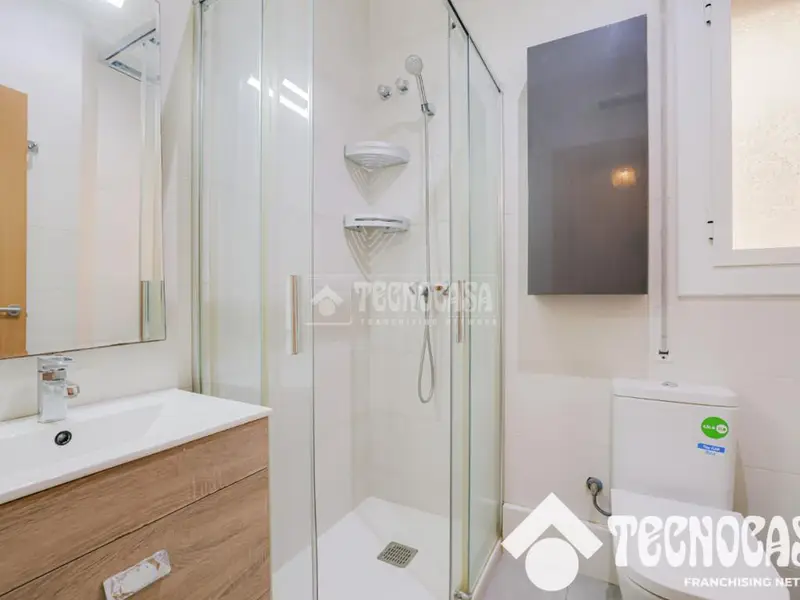 Piso en Venta Sants Montjuic Exterior Reformado