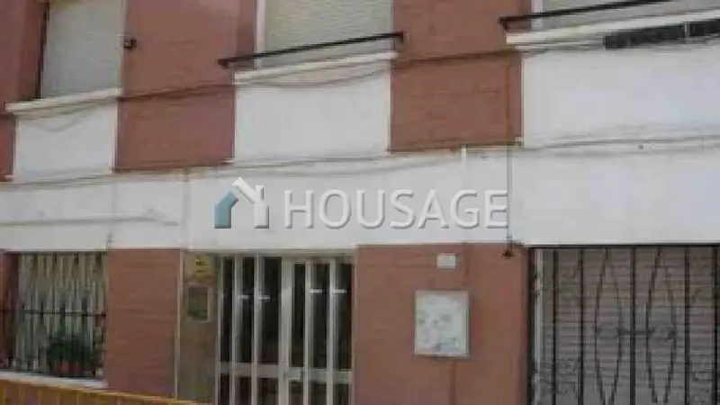 Piso en venta en Rubí 5 habitaciones 1 baño 108m2