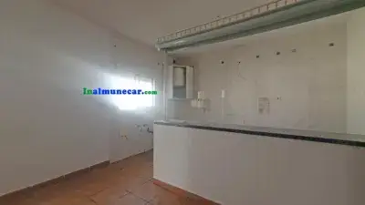 Piso en Venta en La Herradura 3 Dormitorios Terraza 25m2