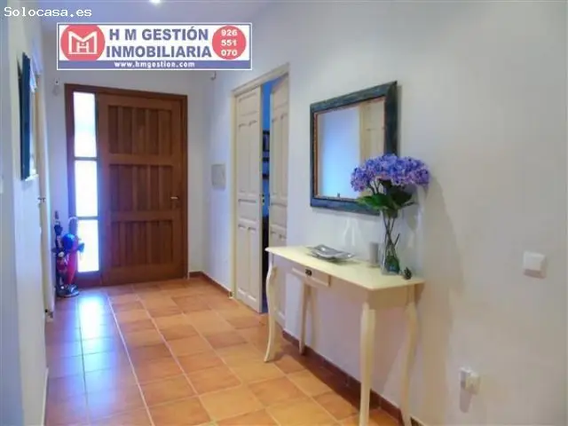 Casa Reformada 2 Plantas 5 Dormitorios Patio 200m2