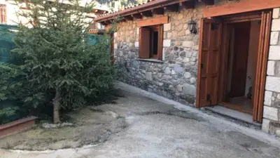 Casa en alquiler en Carrer Cerdanya, 1