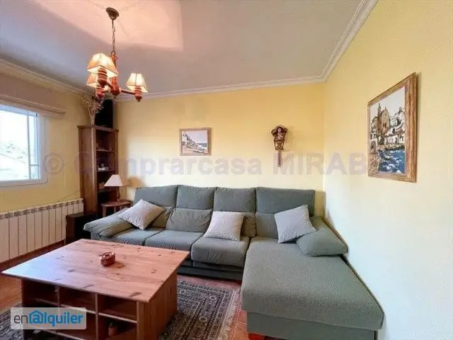 Alquiler piso amueblado terraza Boiro