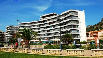 Piso en venta en Passeig Marítim