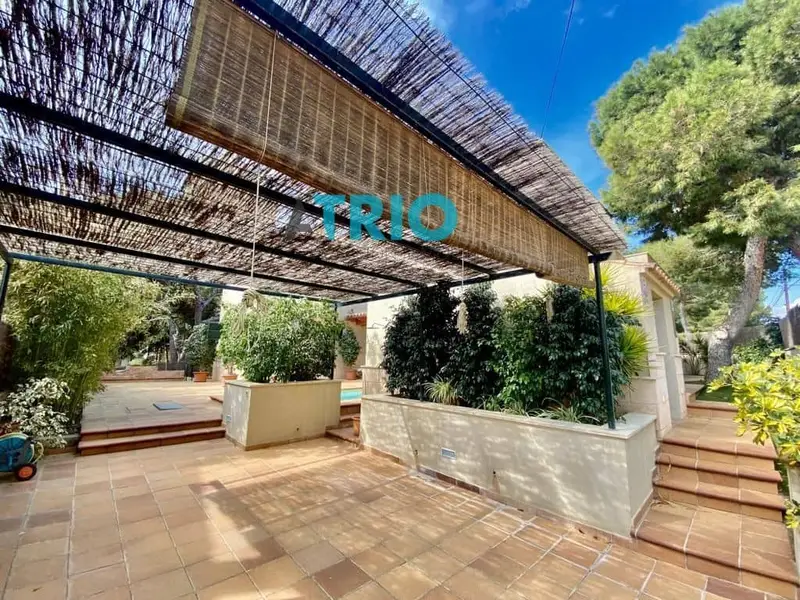 Chalet en Colonia Sant Jordi con Piscina y Garaje