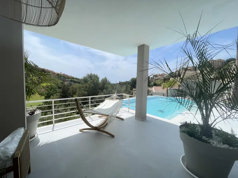 Villa Contemporanea en Elviria Marbella