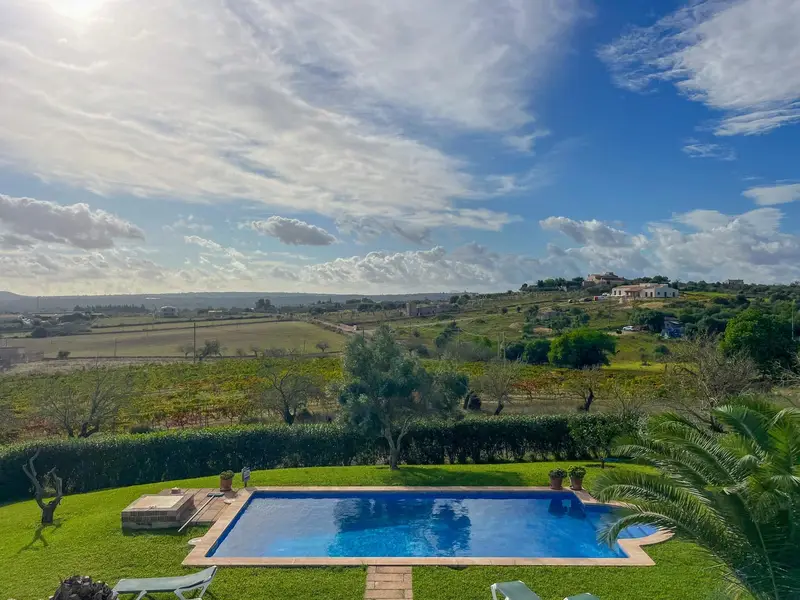Finca en Venta Santa Margalida Mallorca 5 Dormitorios Piscina