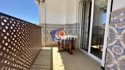 Piso en Rincón de la Victoria Segunda Linea de Playa con Garaje y Piscina
