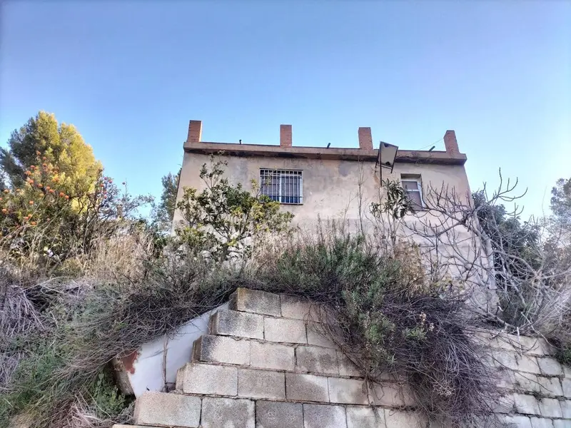 Casa Rustica con Olivar en Melegis Granada