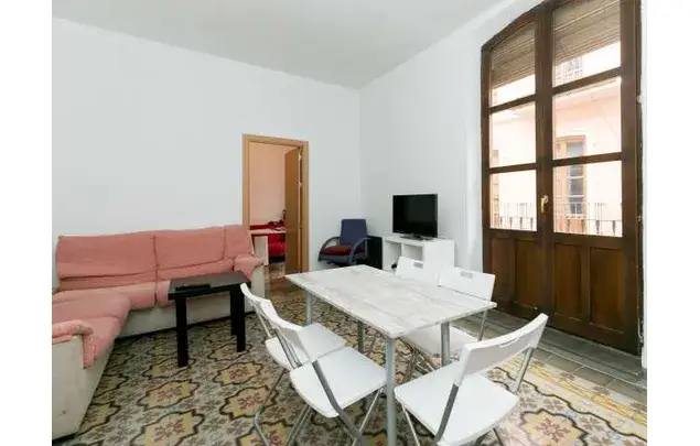 Alquiler de habitaciones en apartamento céntrico de 250m² Granada