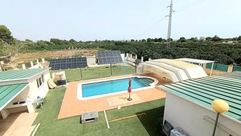 8 Cuarto Casa de Campo en Venta Rojales