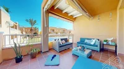 Apartamento en venta 3 dormitorios 2 baños terraza garaje piscina