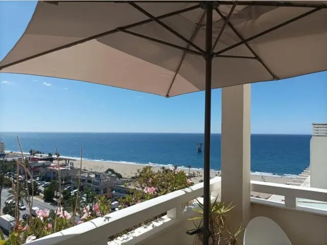 Adosado 2 Dormitorios Marbella Vistas al Mar Piscina