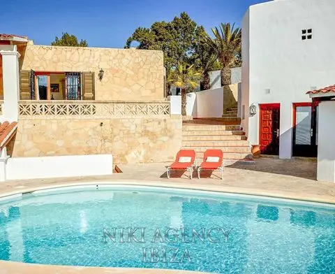 Villa Mediterránea en Cala Tarida 5 Dormitorios 3 Baños
