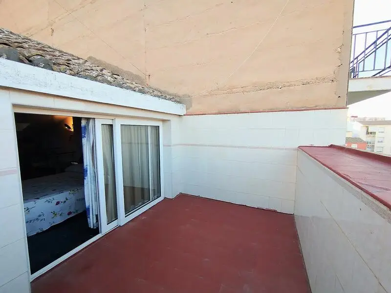 Casa Adosada 200m2 Centro Historico Yecla 3 Dormitorios Garaje