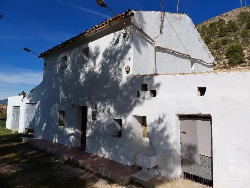 Casa de Campo en Monóvar con Vistas Impresionantes
