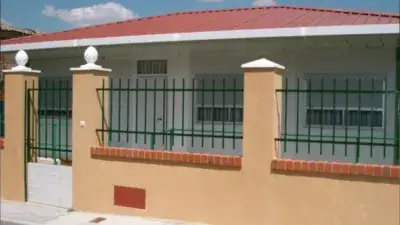 Casa unifamiliar en venta en Calle Victe Muñoz Calero, 5