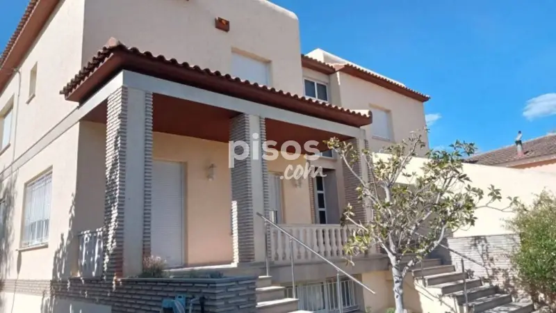 Chalet en Venta L Olleria 5 Dormitorios Piscina Jardin Grande