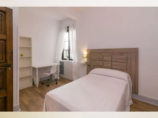 Habitación alquiler Oviedo, España