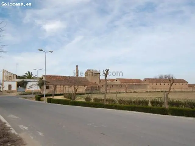 Nave Industrial 6500 m2 en Parcela de 12000 m2