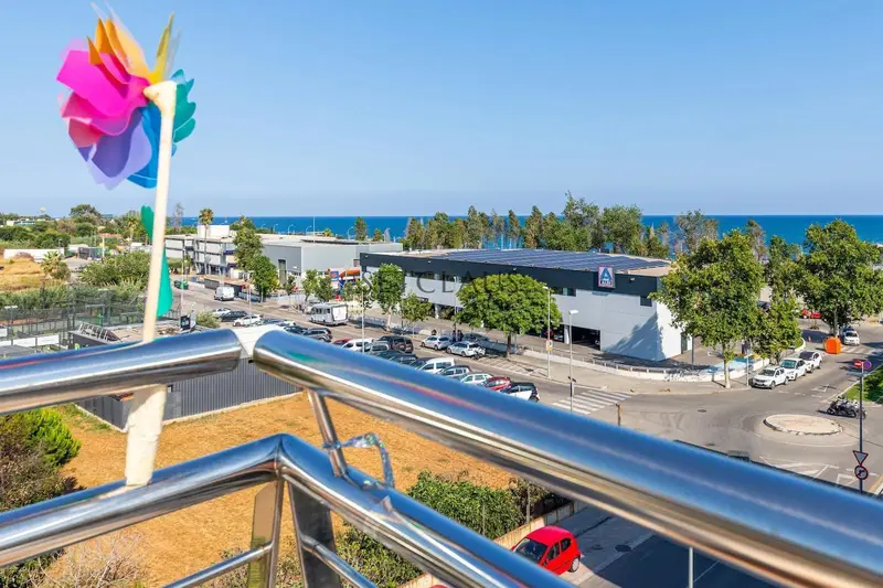 Atico Duplex en Ocata con Terraza de 136m2 y Piscina