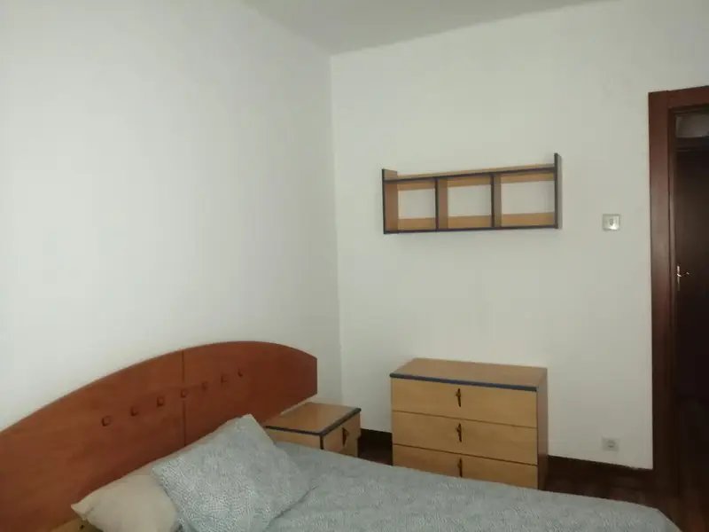 Habitacion Alquiler Etxebarri Cerca Metro Y Universidad