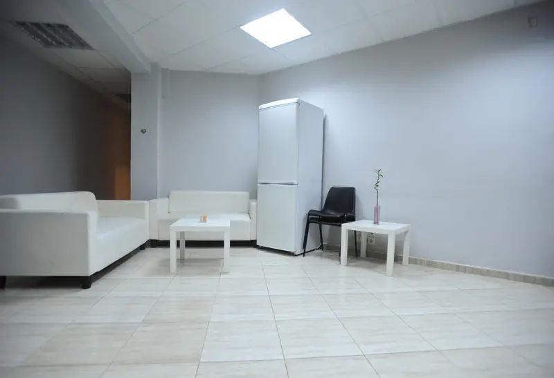 Habitacion Individual en Piso de 6 Habitaciones