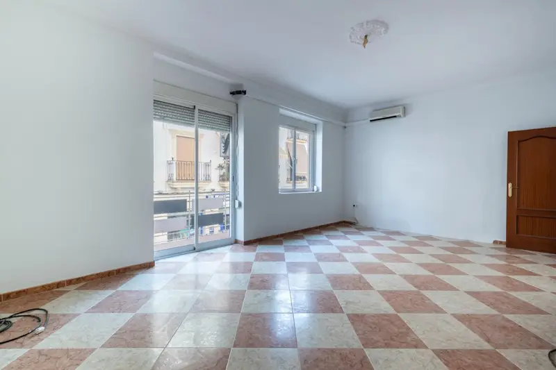 Venta Piso con Terraza en Centro Montefrío