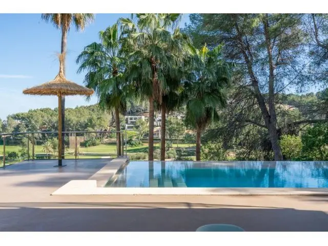 Villa de Lujo en Son Vida con Vistas al Golf