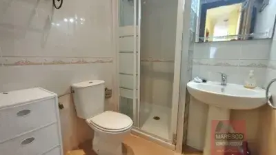 Apartamento en Las Lagunas 2 dormitorios 1 baño terraza 90m2