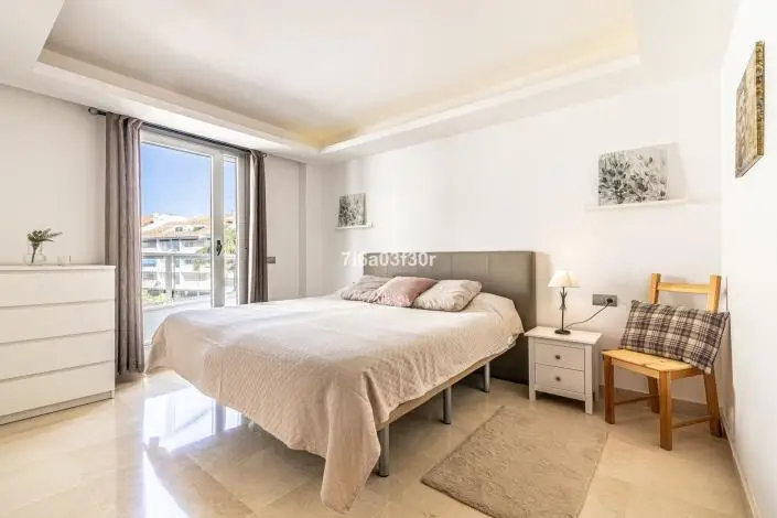 Apartamento 3 Dormitorios San Pedro Alcántara Moderna Terraza Playa