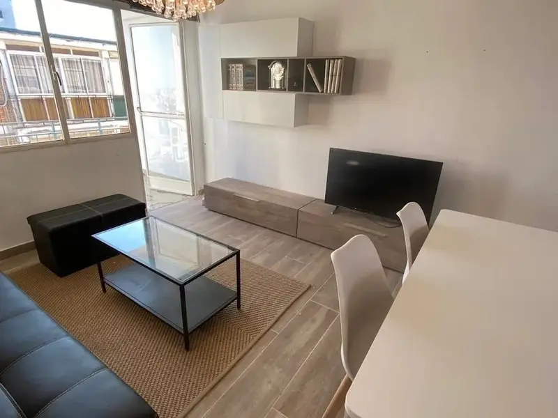 Apartamento 3 Dormitorios 1 Ba																																																																																																																																																																																																																																																																																																																																																																																																																																																																																																																																																																																																																																																																																																																																																																																																																	
ño Malaga