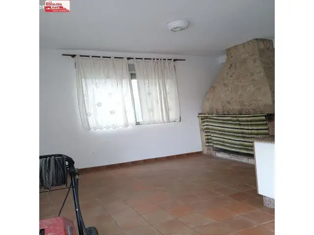 Alquiler Casa Campo Castalla 3 Dormitorios Parcela Compartida