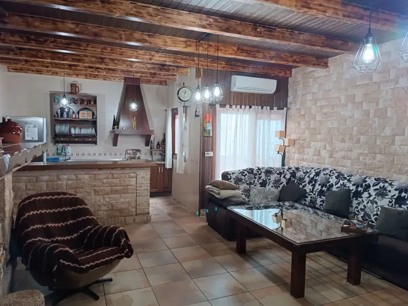 Venta Adosado con calefacción en Daimiel - Ref: 2559