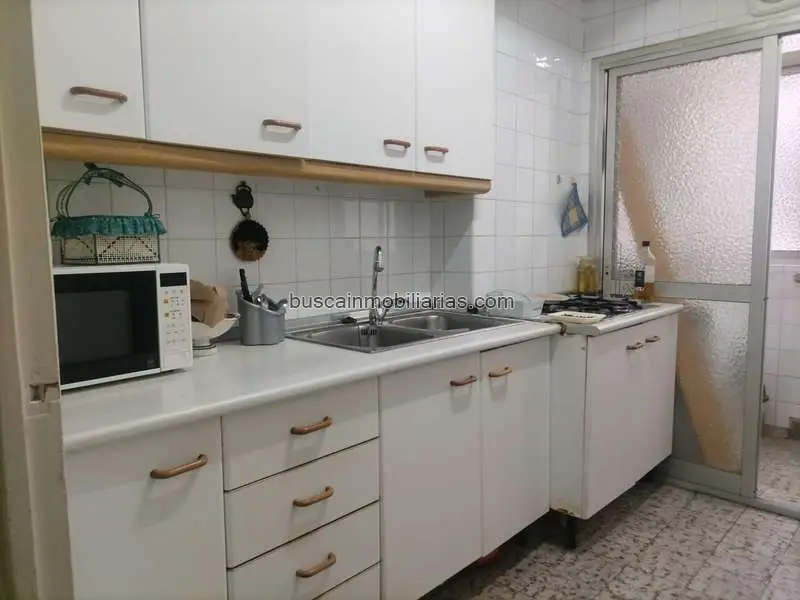 Piso en Venta en Malaga Plaza Basconia 3 Dormitorios