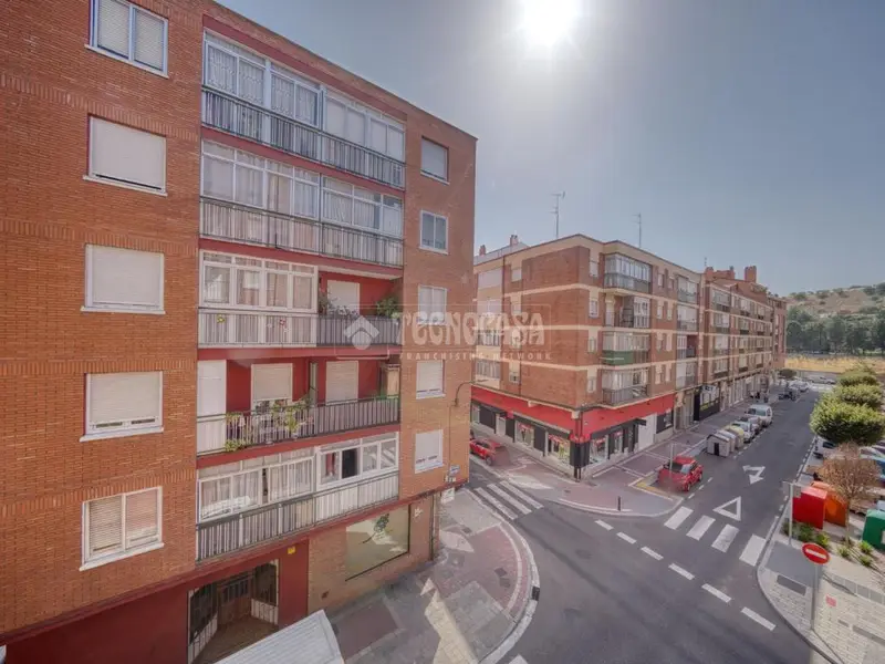 Piso en Venta 2 Dormitorios Reformado La Victoria