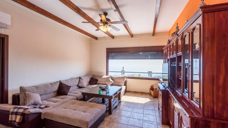 Chalet Rural con Piscina Privada en Torrox Malaga