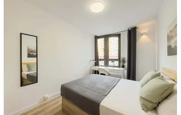 Habitacion 60m2 en Barcelona Estancia Minima 3 Meses