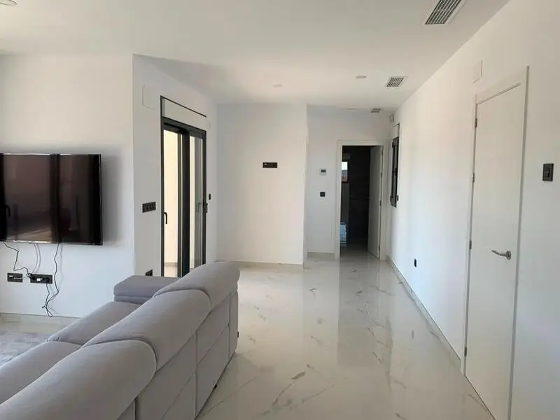Villas de Lujo en Pinoso: Moderna o Tradicional
