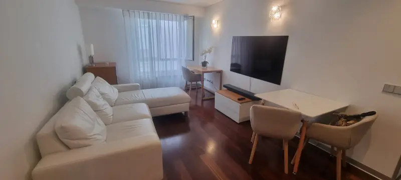Alquiler Piso Luminoso Centro Oviedo  Apto Parejas Profesionales