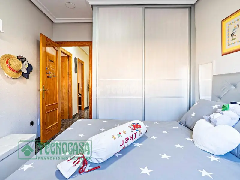 Piso en Venta Ejido Sur 100m2 3 Dormitorios Terraza
