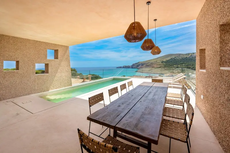 Chalet en Venta Cala Mesquida Mallorca Lujo 5 Dormitorios Piscina