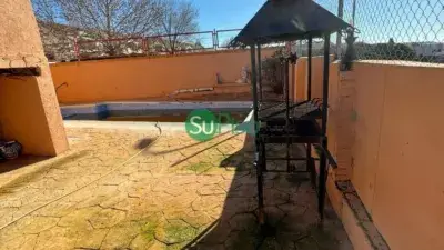 Chalet en Illescas con Piscina y Gran Patio 244m2