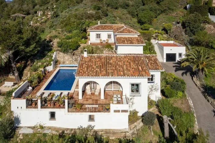 Villa 4 Dormitorios Alhaurin Golf Vistas al Mar Piscina