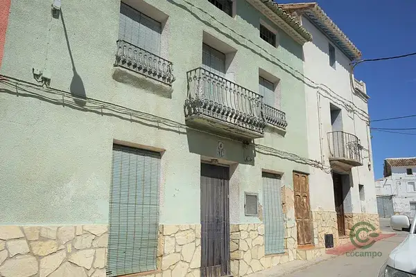 Casa Rural en Los Isidros cerca de Requena